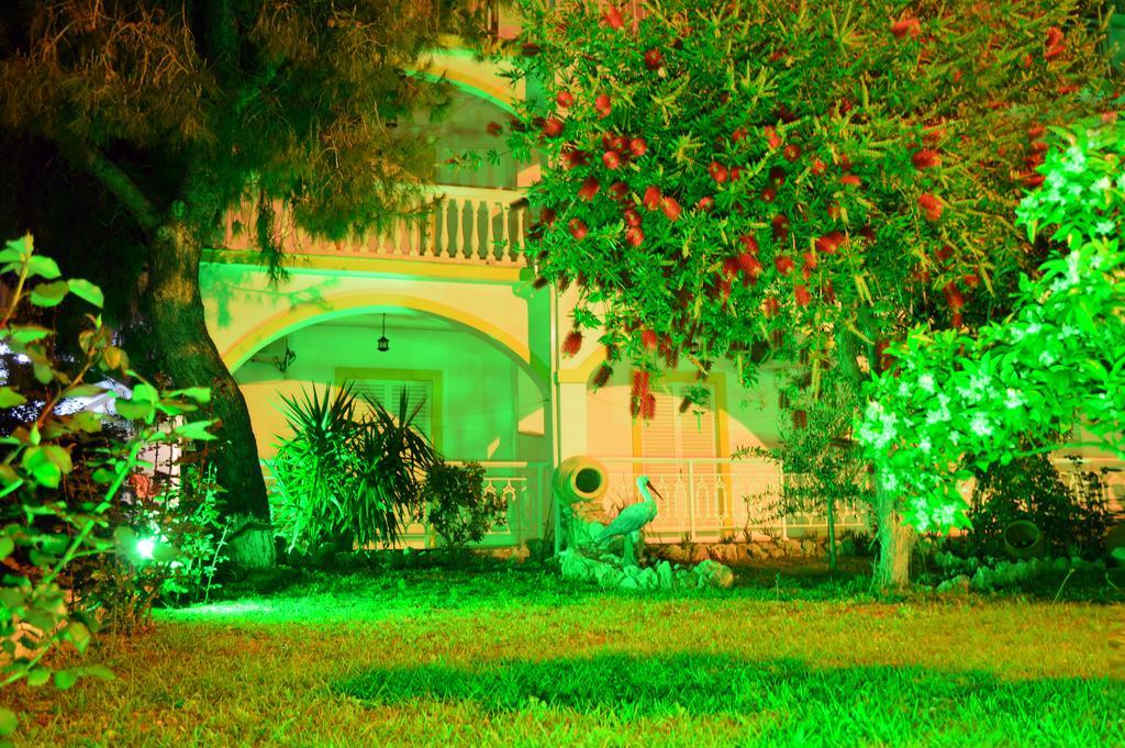 Rania'S Deluxe Studios Planos Exterior foto